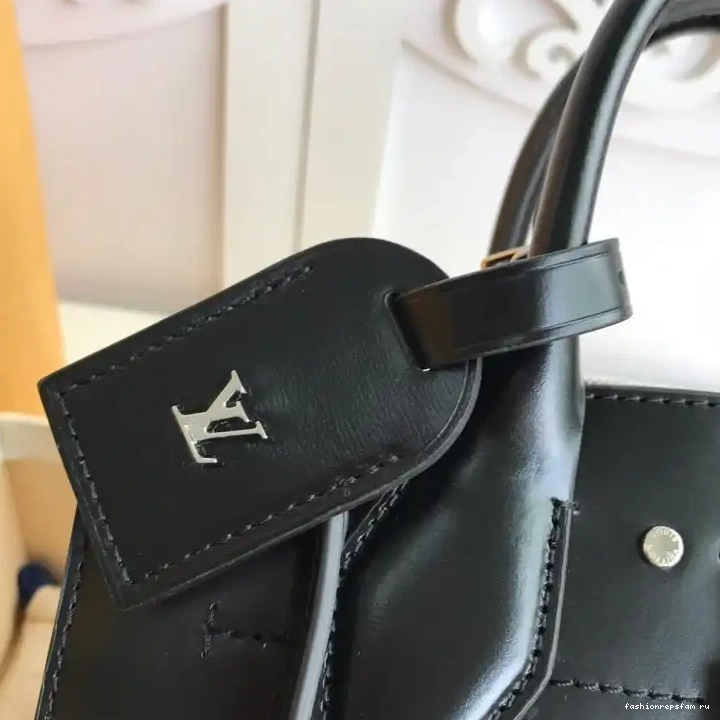 Fashionrep LV 19B570375 Bags 0624